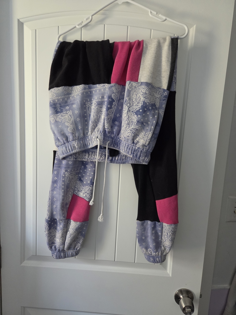 Colorblock Paisley Reworked Set - Picture 10 of 16